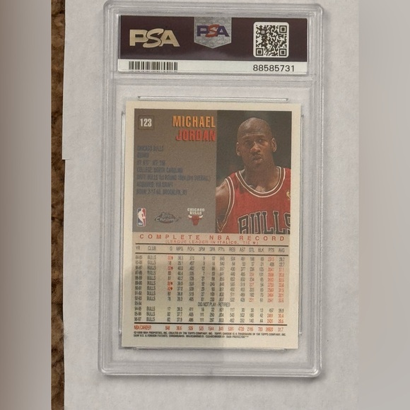 1997 Topps Chrome Michael Jordan #123 PSA 9 - Picture 2 of 2